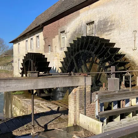 Vakantieboerderij De Schapenweide Hébergement de vacances *